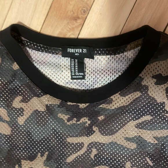 Mens forever 21 camo mesh tee - Picture 2 of 2